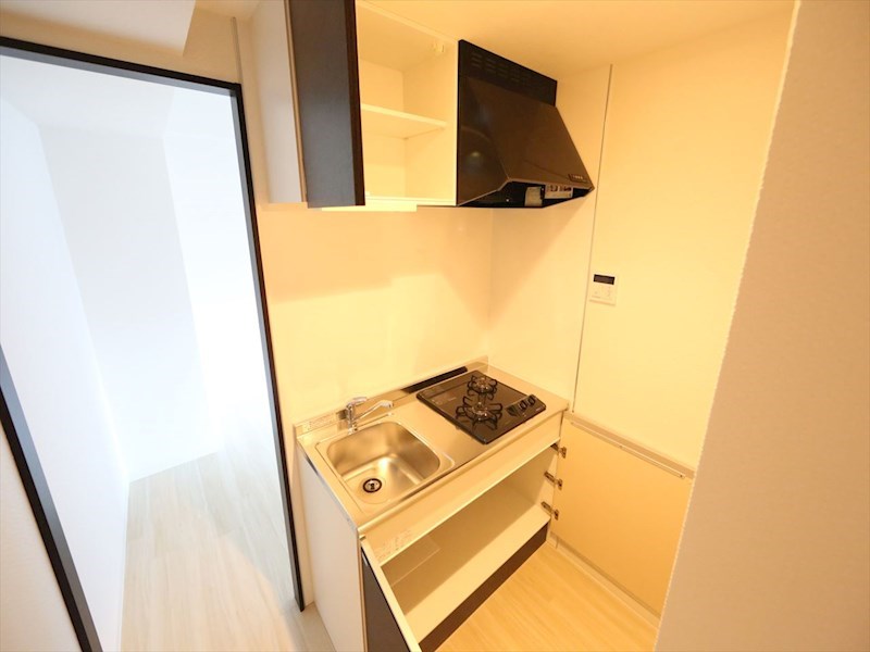 Ｓ－ＲＥＳＩＤＥＮＣＥ上前津 キッチン
