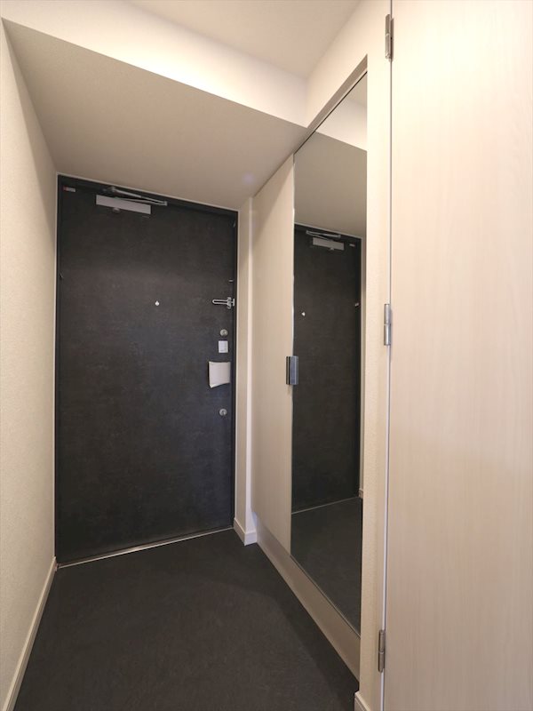 プレサンス新栄アーバンフロー 玄関