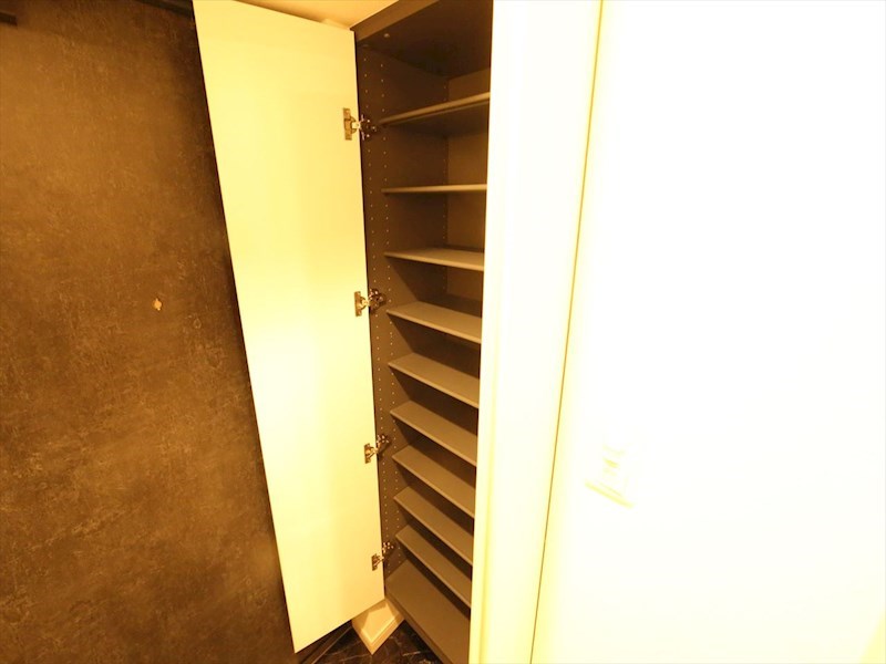 Ｓ－ＲＥＳＩＤＥＮＣＥ金山三丁目 玄関