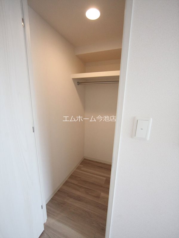 プレサンス広小路通葵 収納