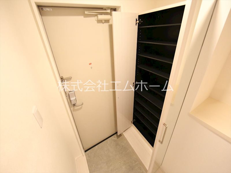 クラシカ 玄関