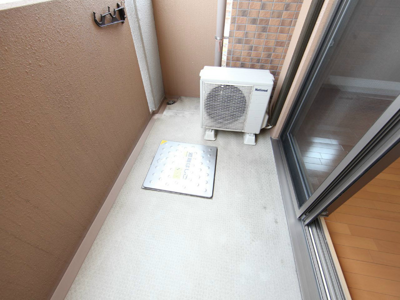 プレサンス名古屋ＳＴＡＴＩＯＮビーフレックス ベランダ