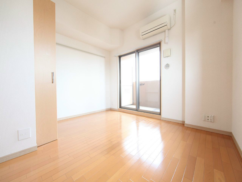 プレサンス名古屋ＳＴＡＴＩＯＮビーフレックス リビング