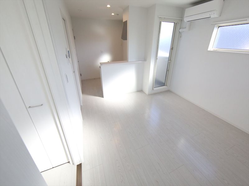 NAGOYA THE VILLA リビング