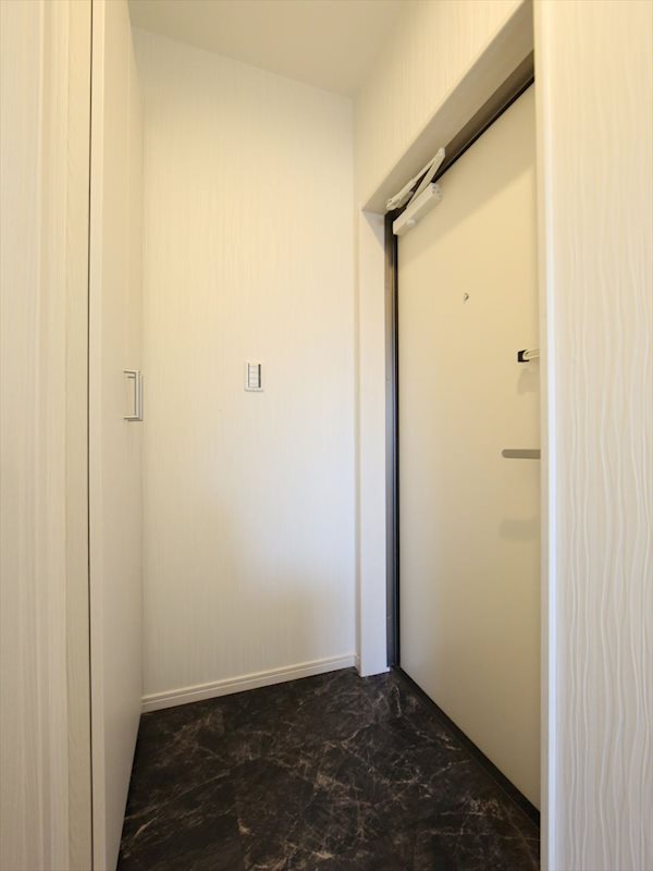 NAGOYA THE VILLA 玄関