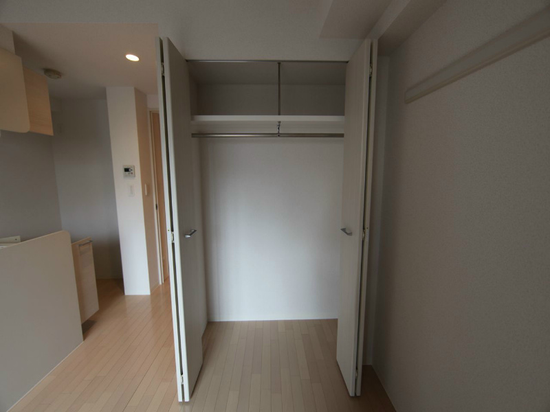 プレサンス名古屋ＳＴＡＴＩＯＮビジュ 収納