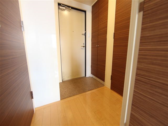 スタジオスクエア泉 玄関