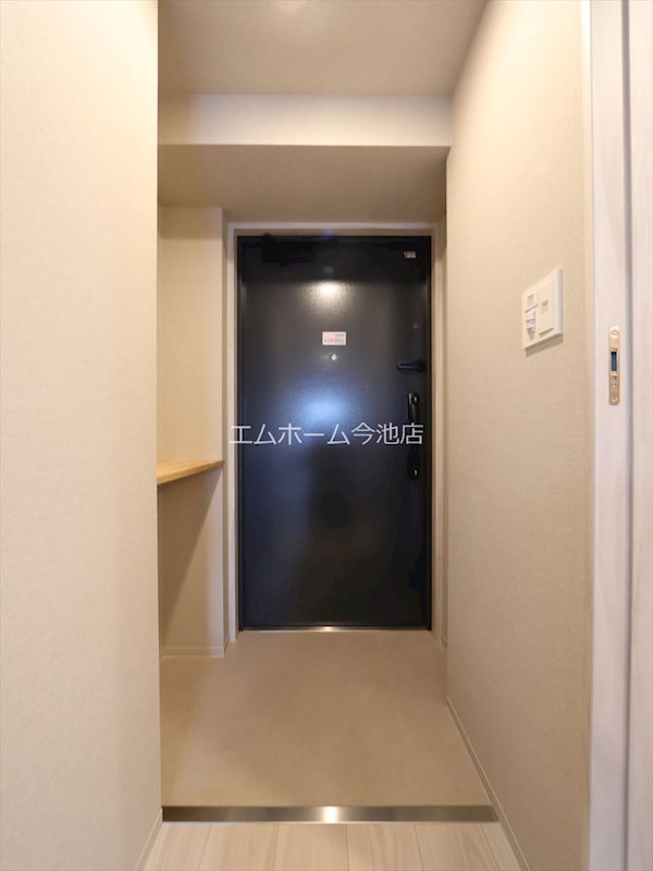 御器所ウエスト 玄関