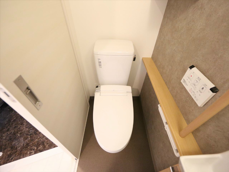 セレニティー名駅 トイレ
