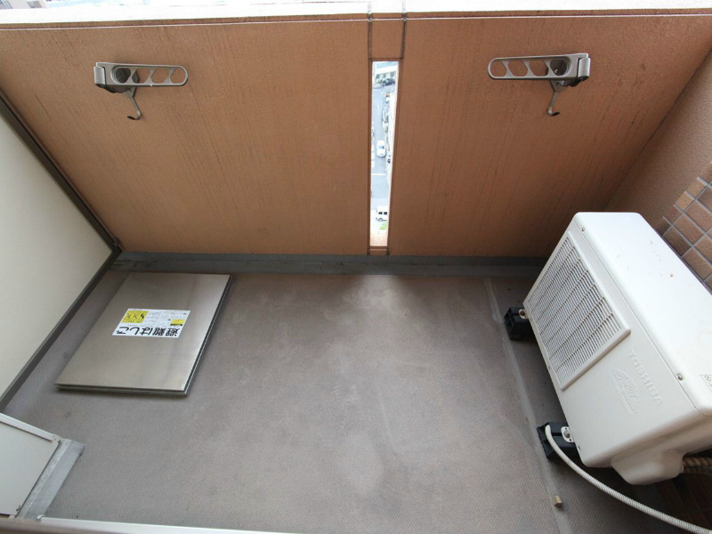 プレサンス鶴舞駅前ブリリアント ベランダ