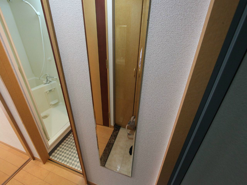 プレサンス鶴舞駅前ブリリアント 玄関