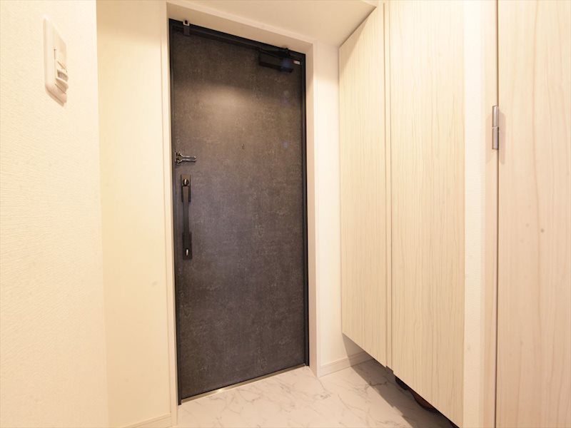 S-RESIDENCE志賀本通North 玄関