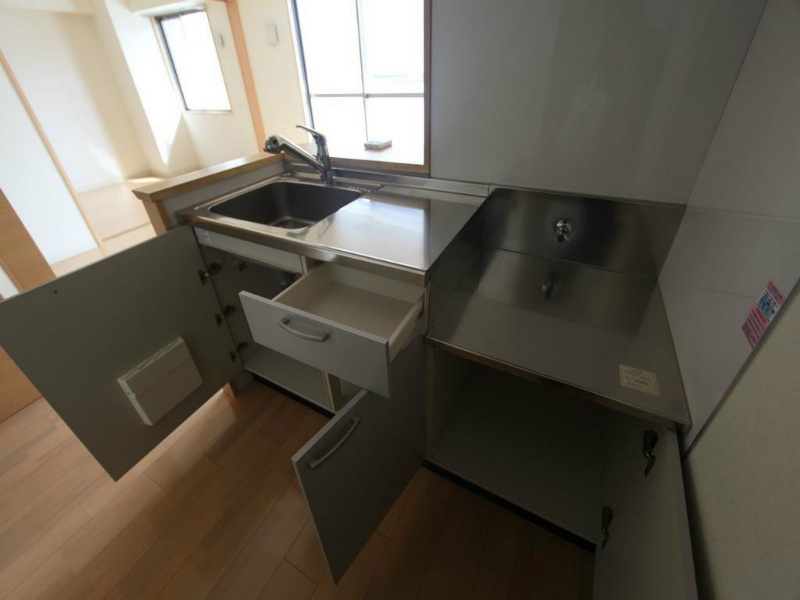 アースヒル東白壁 キッチン