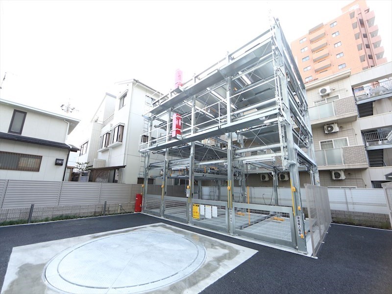 エスリード名城公園 駐車場