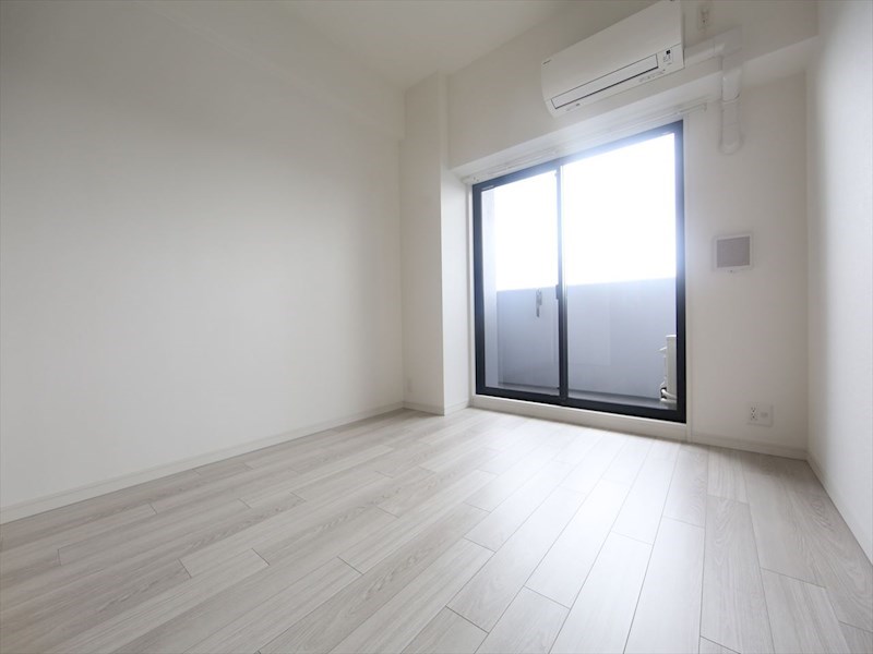 Ｓ－ＲＥＳＩＤＥＮＣＥ六番町 ベランダ