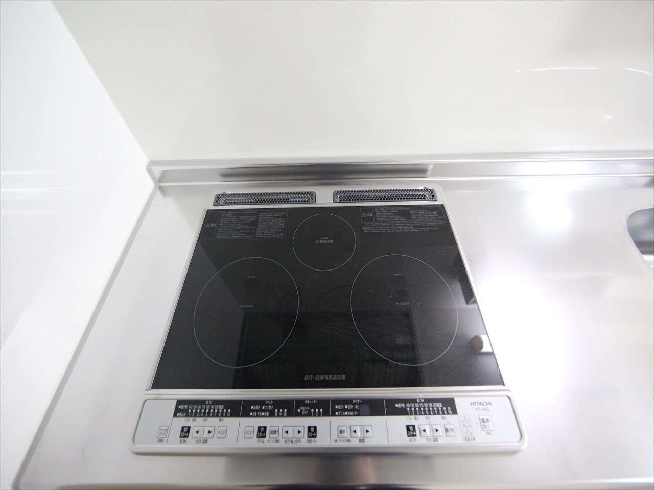 ルナクレシエンテ キッチン