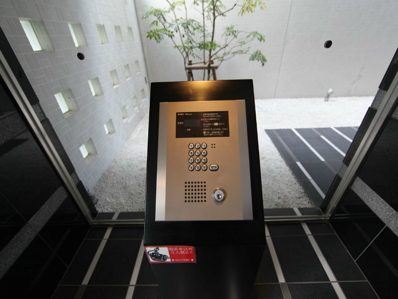 リヴシティ栄弐番館 エントランス