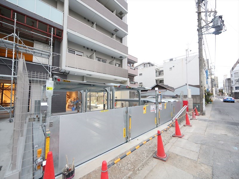 エスリード上前津ツヴァイテ 駐車場