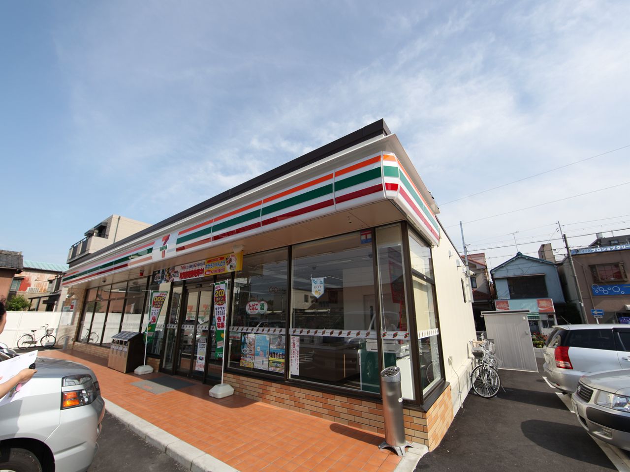 N&A　home　上飯田 コンビニ