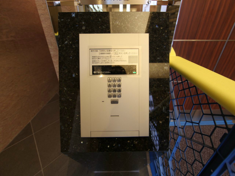 グランドソレイユ名駅 エントランス