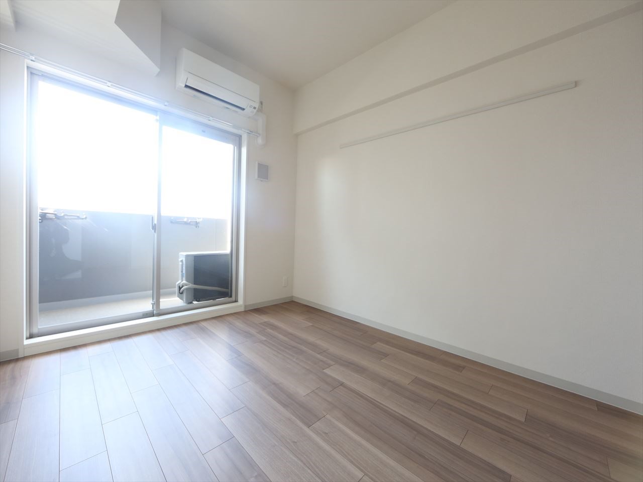 プレサンス大須観音 リビング