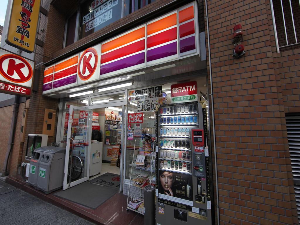 タウンコート御園 コンビニ