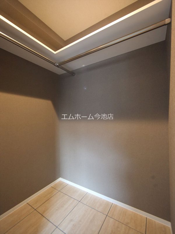 UNROOM 収納