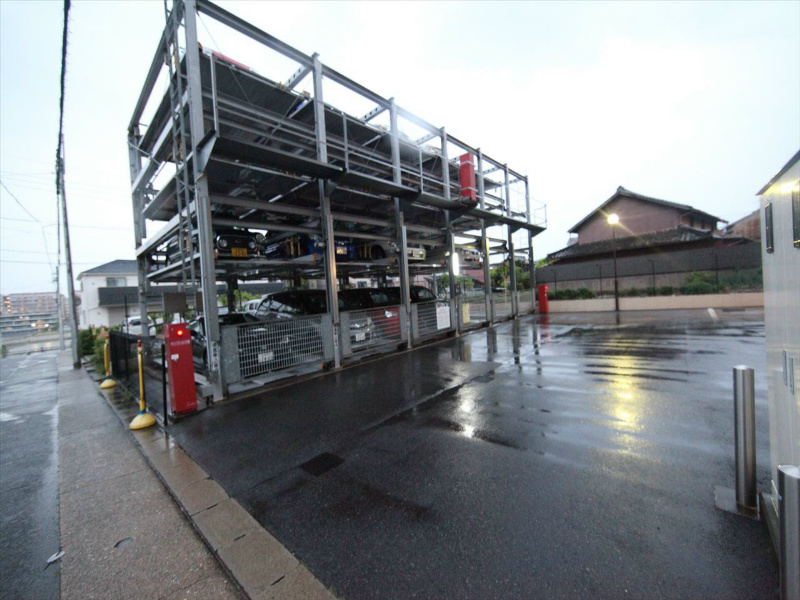 カレント茶屋が坂 駐車場