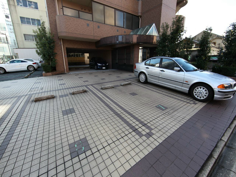 シティーコート翠雲 駐車場