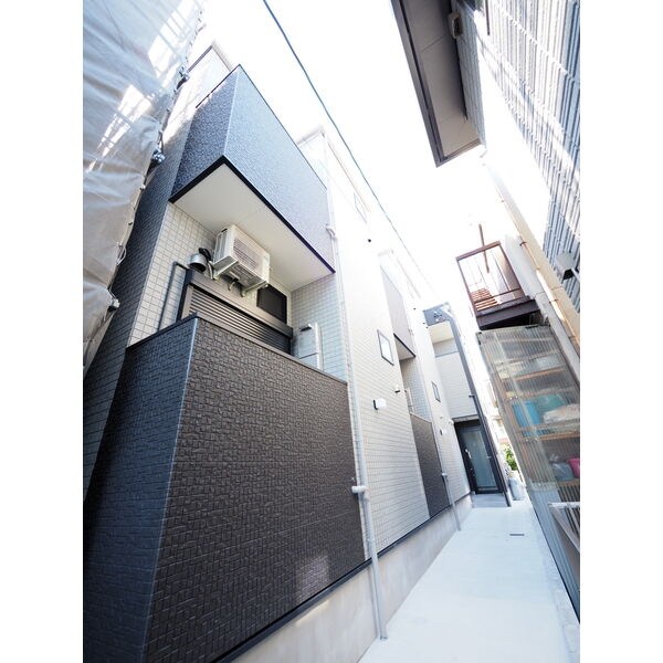 Calma本陣（カルマ本陣） 外観