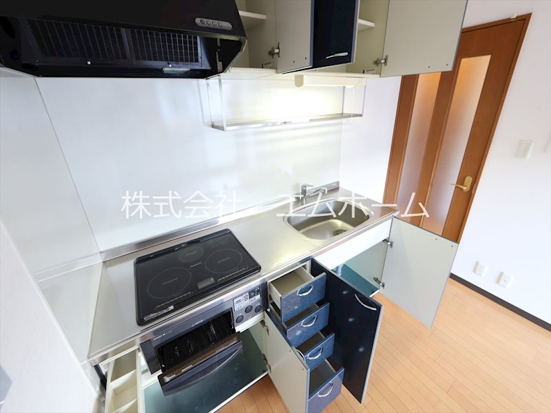 ジャルダン新栄 キッチン