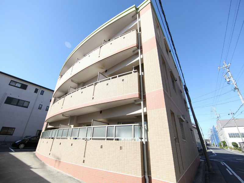 ＣＲＥＳＴ四女子（クレストシニョシ） 外観