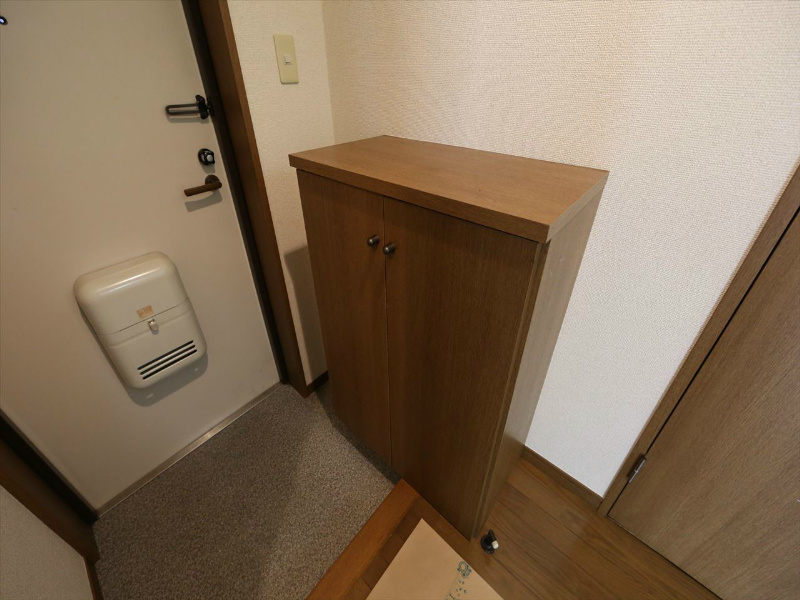 クオン千原 玄関