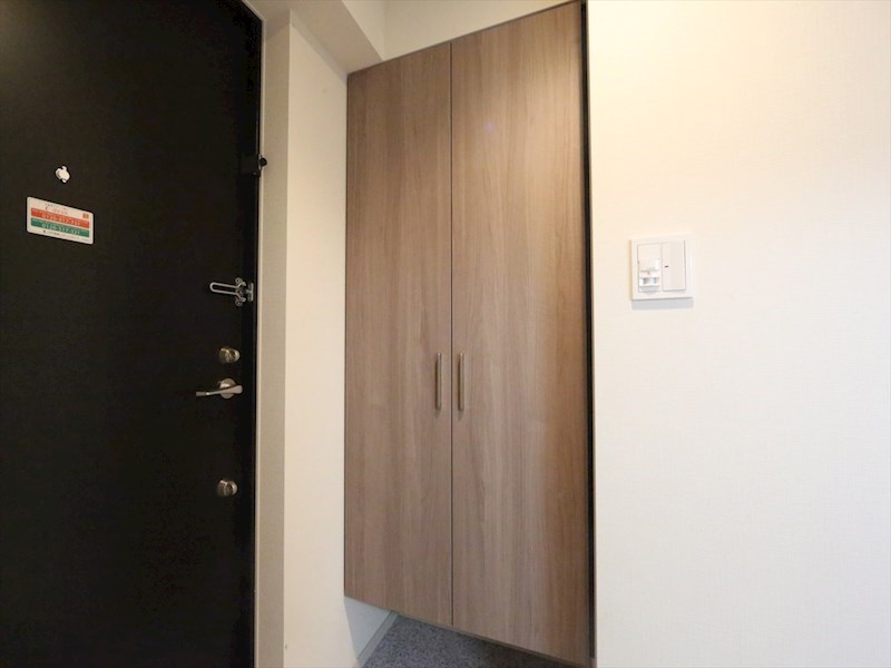 パークアクシス名古屋山王 玄関