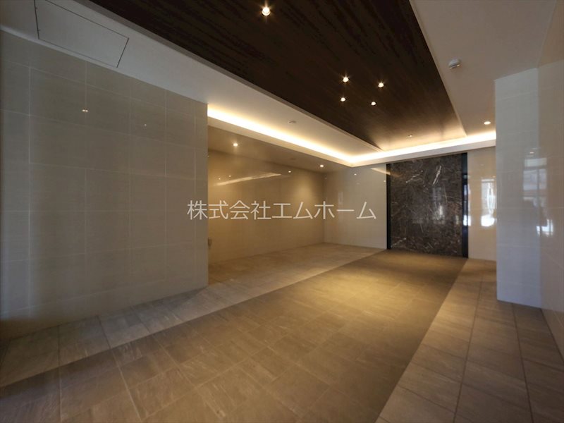 パルティール浅間町 エントランス
