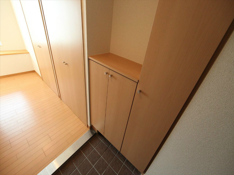 セイント橘 玄関