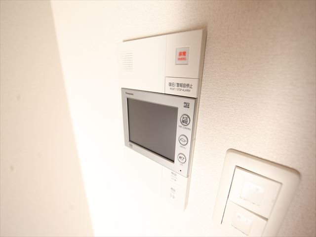 プレサンスジェネ千種内山II セキュリティ
