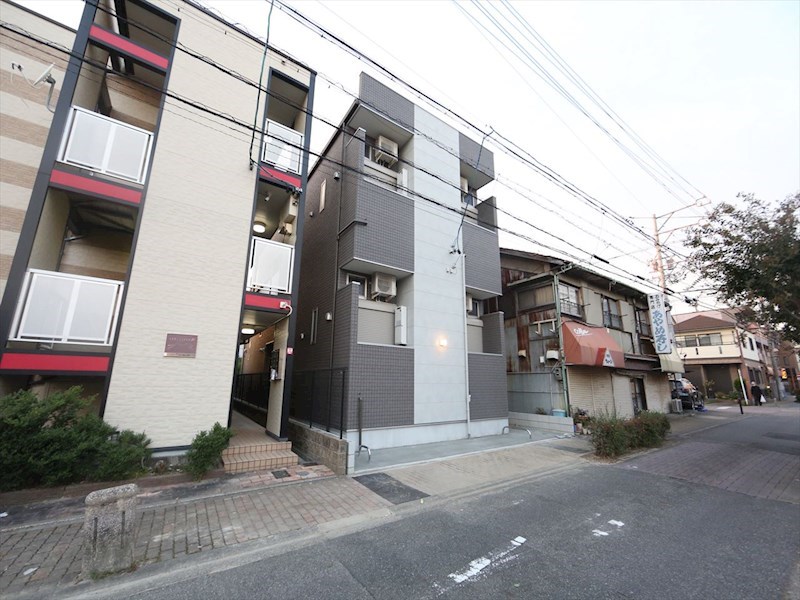 Ｈｏｕｓｅ　Ｏｆ　Ｅｉｇｈｔ 外観