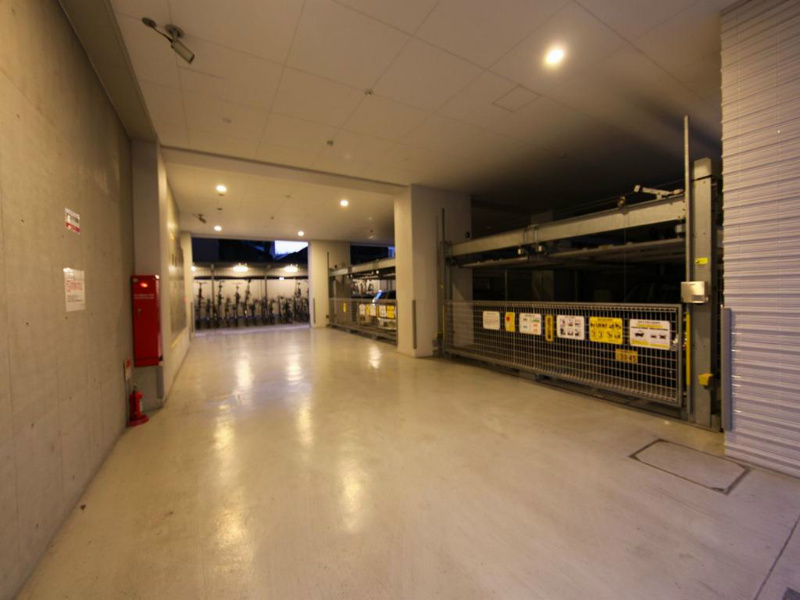 RIDGE堀田 駐車場