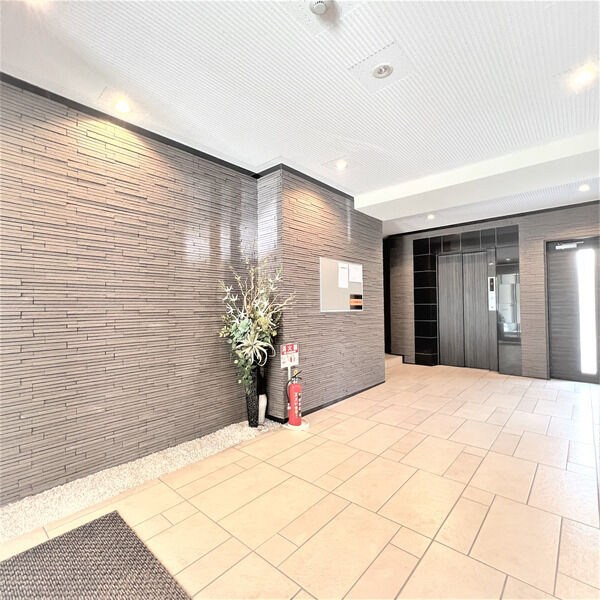 Ｋａｍｅｚｉｍａ　Ｒｅｓｉｄｅｎｃｅ エントランス