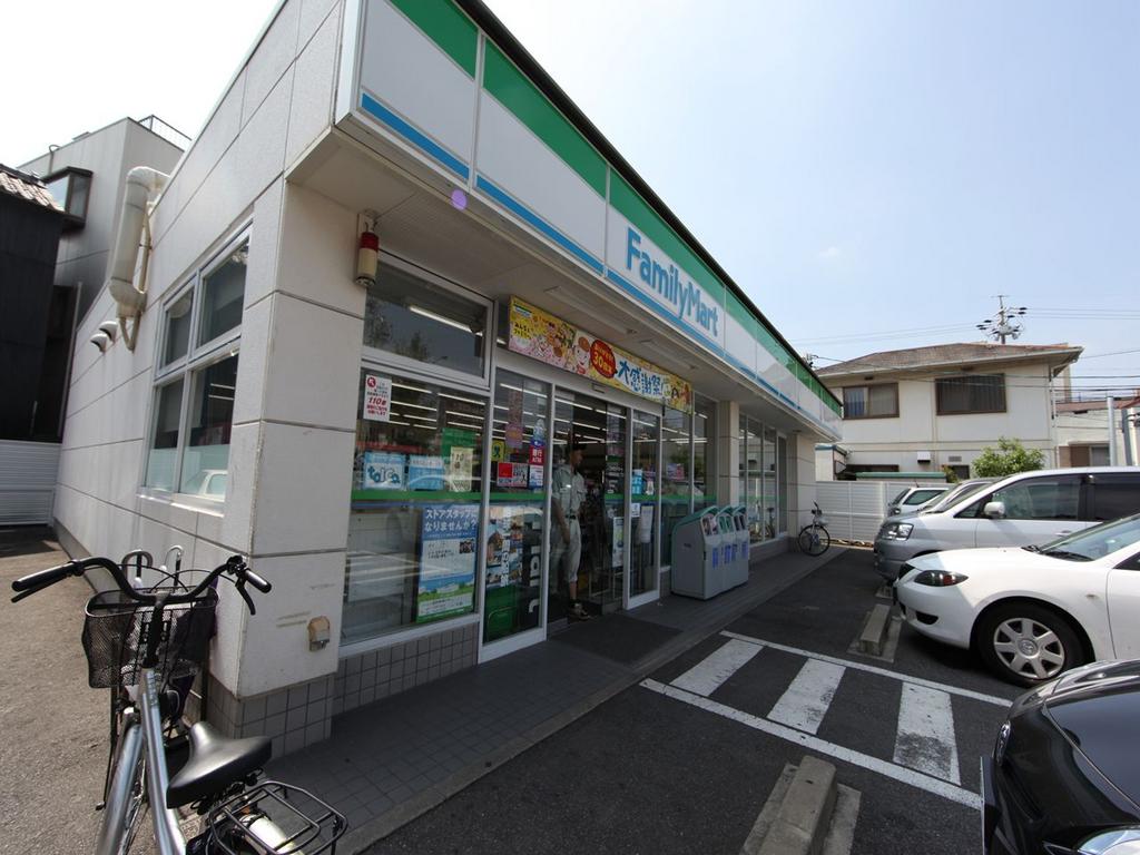 セントラルハイツ安田通 コンビニ