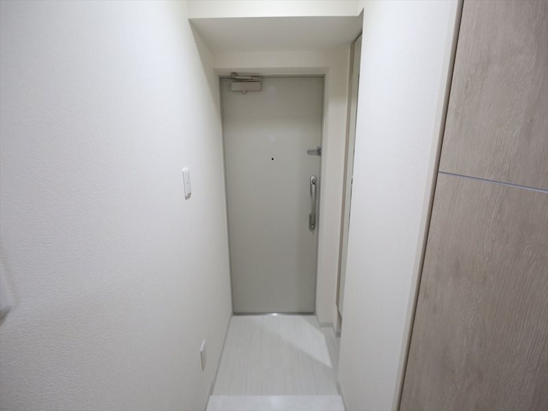 プレスティ則武 玄関