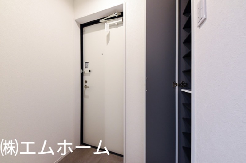 ヴィラ前之輪 玄関