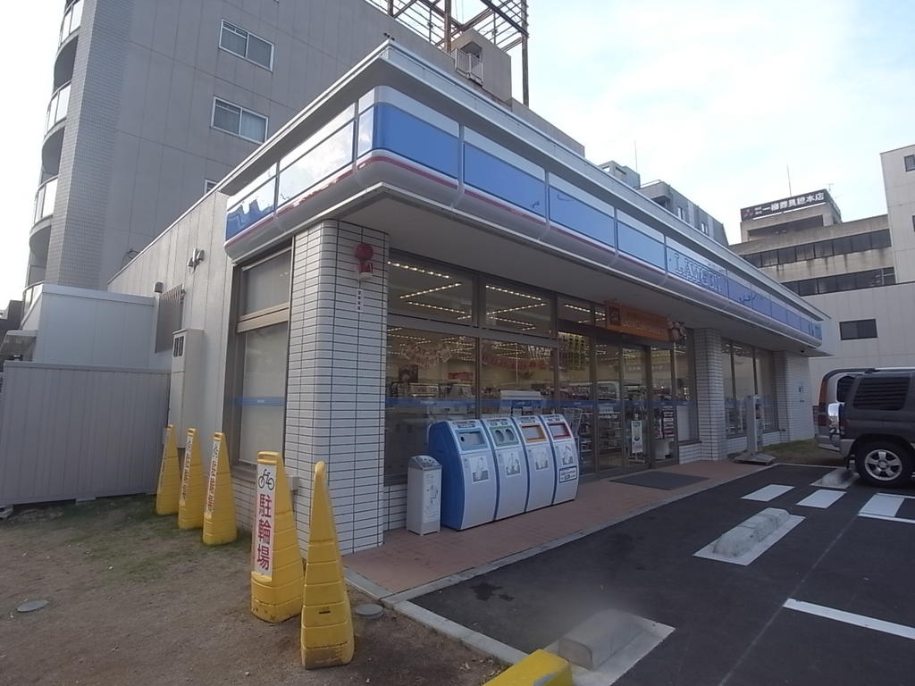 レジーナ鶴舞 コンビニ