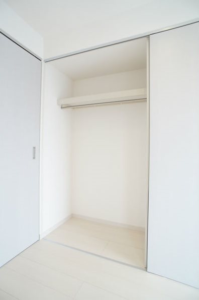 リブリ・浄心B 収納