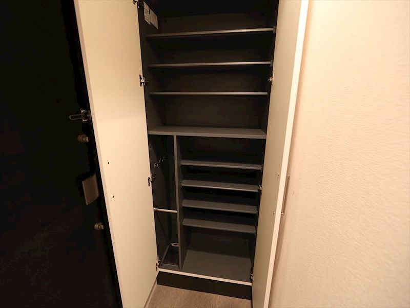 プレサンス錦ラウム 玄関
