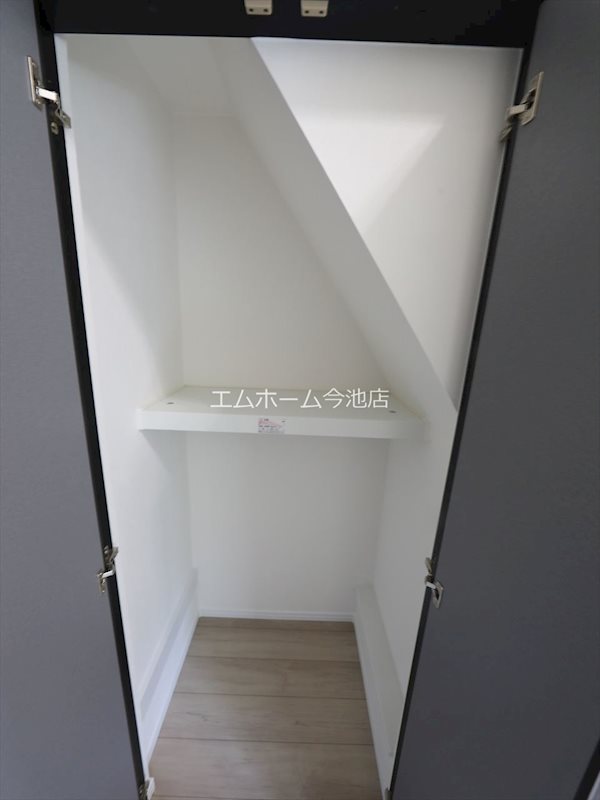 Velo JIYUGAOKA 収納