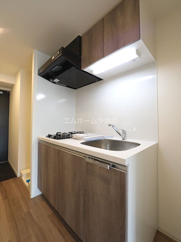 プレサンスTHE新栄 キッチン