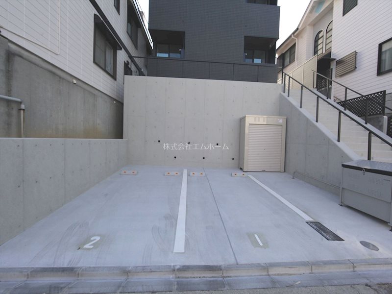 SHOKEN Villa川名 駐車場