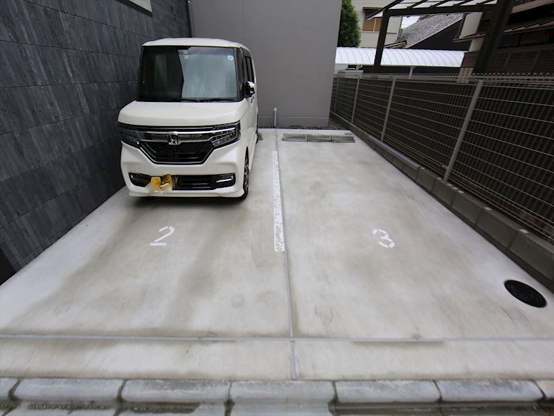 ル・シエル大秋 駐車場